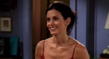 Courteney Cox como Monica em Friends (Foto: Reprodução/Warner)