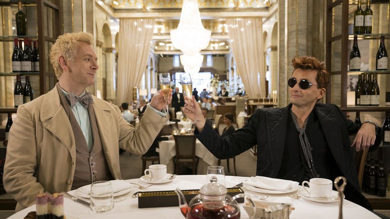 Michael Sheen e David Tennant em Good Omens (Foto: Divulgação)