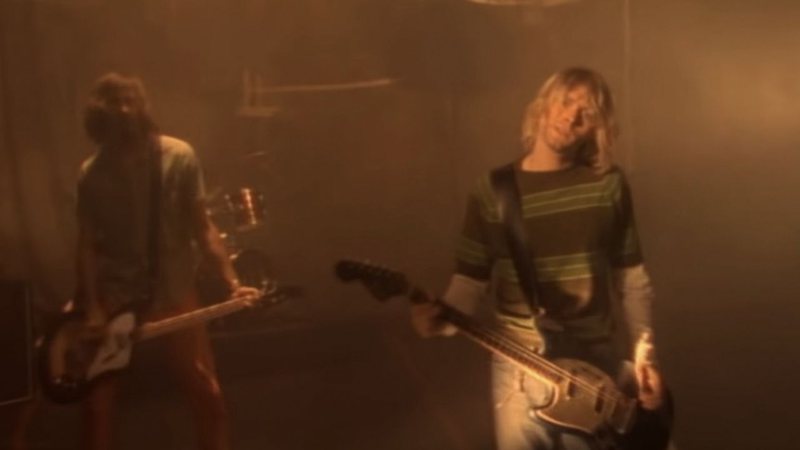 Clipe de 'Smells Like Teen Spirit', do NIrvana (Foto: reprodução/vídeo)