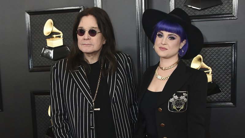 Ozzy Osbourne e Kelly Osbourne (foto: Jordan Strauss/ Invision/ AP)