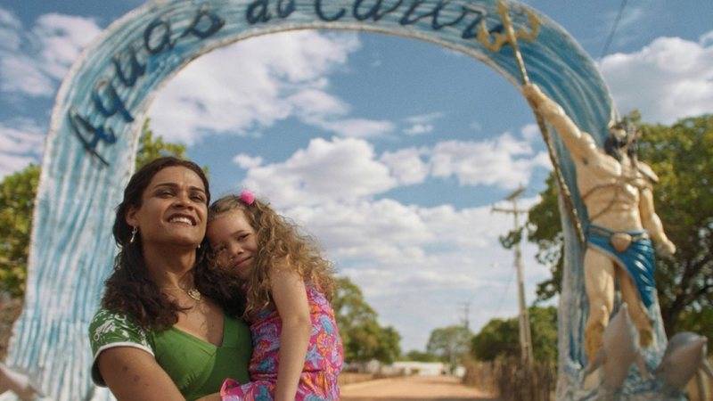 Kika Sena como Paloma. Filme de Marcelo Gomes (Foto: reprodução)