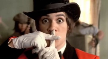 Cena de "I Write Sins, Not Tragedies," do Panic! At the Disco (Foto: Reprodução / YouTube)