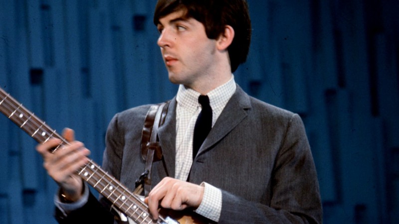 Paul McCartney em 1964 (Foto: AP Images)