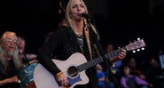 Pegi Young & The Survivors durante show beneficente, em 2014, para arrecadar fundos para a The Bridge School (Foto: John Davisson/Invision/AP)