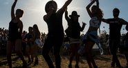 Público do Lollapalooza 2017, realizado no Autódromo de Interlagos, em São Paulo (Foto: Raphael Dias / Getty Images)