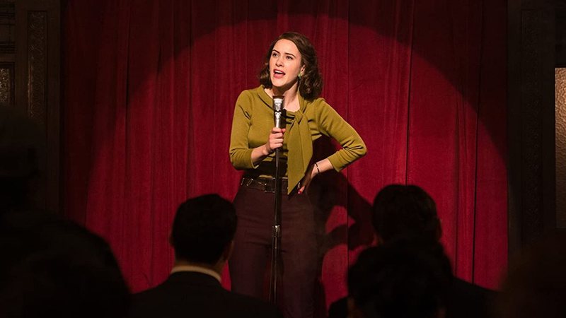 Rachel Brosnahan em cena de The Marvelous Mrs. Maisel (Foto: Divulgação / Amazon Prime Video)