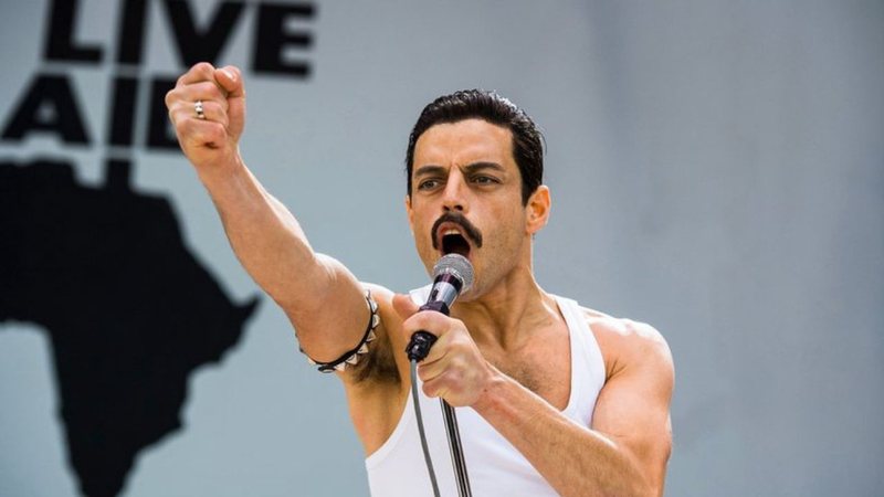 Rami Malek como Freddie Mercury em Bohemian Rhapsody (Reprodução)