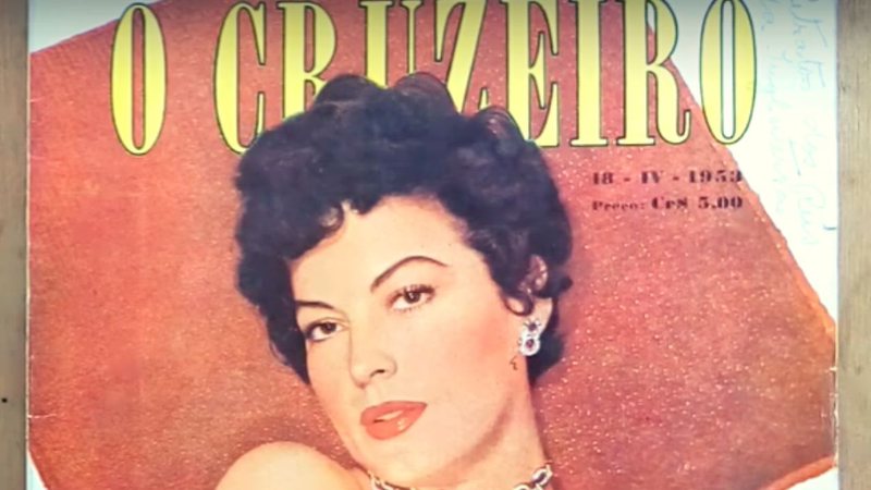 Edição da revista O Cruzeiro de abril de 1953 (Foto: Reprodução/Youtube)