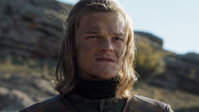 Robert Aramayo como jovem Ned Stark em Game of Thrones (foto: Reprodução HBO)