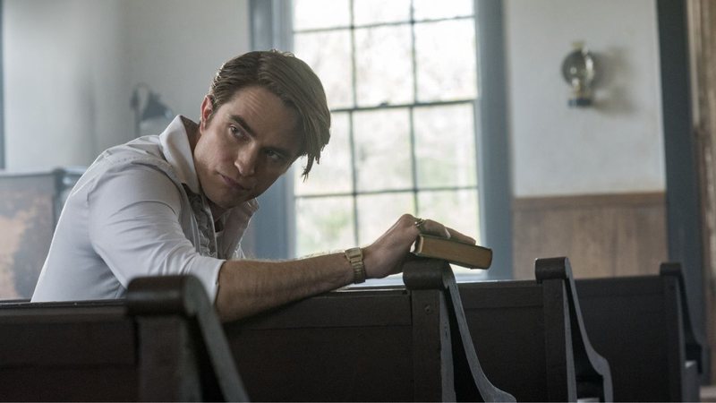 Robert Pattinson em Diabo de Cada Dia (Foto: Glen Wilson/Netflix)