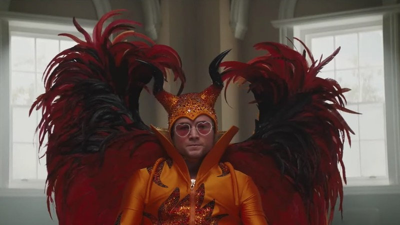 Taron Egerton como Elton John em Rocketman (Foto:Reprodução)