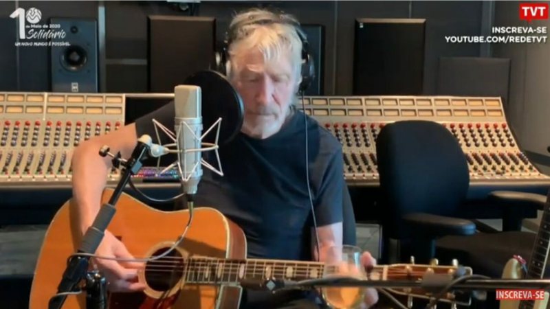 Roger Waters em live (Foto: Reprodução / YouTube)