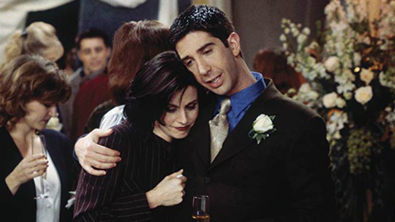 Monica e Ross em Friends (Foto: Reprodução)