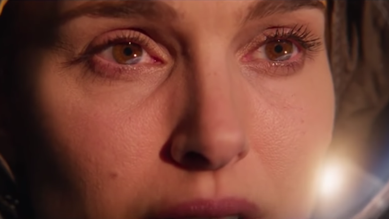 Imagem Natalie Portman se deslumbra com a vastidão do universo no primeiro trailer de Lucy In The Sky