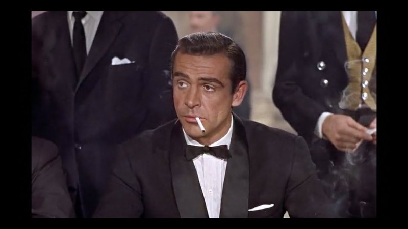 Sean Connery como James Bond em 007- Casino Royale (foto: reprodução Universal )