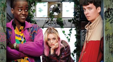 Ncuti Gatwa como Eric, Emma Mackey como Maeve e Asa Butterfield como Otis em pôster de Sex Education (Foto: Divulgação / Netflix)