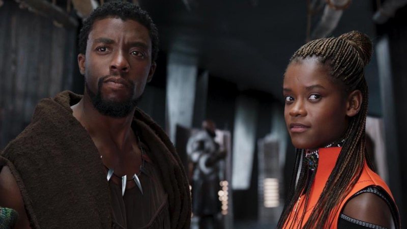 Chadwick Boseman e Letitia Wright em Pantera Negra (Foto: Reprodução / Marvel)