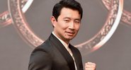 Simu Liu na première de Shang-Chi e a Lenda dos Dez Anéis (Foto: Alberto E. Rodriguez/Getty Images)