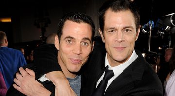 Steve-O (esquerda) e Johnny Knoxville (direita), de Jackass (Foto: Kevin Winter/Getty Images)