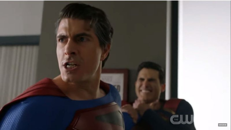 Imagem Superman do cinema luta contra Superman da TV no crossover Crise nas Infinitas Terras [VÍDEO]