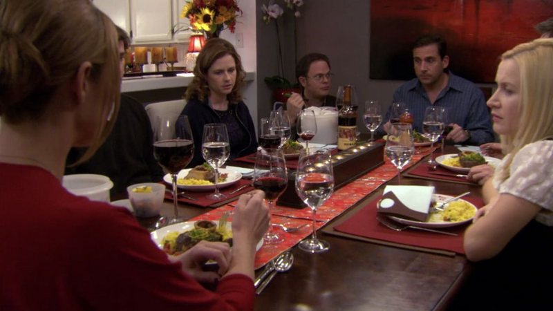 Cena do episódio "Dinner Party", de The Office (Foto: Reprodução/NBC)