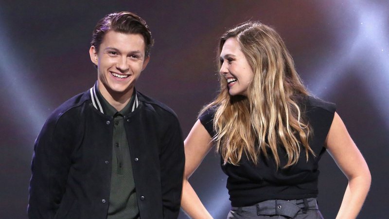 Tom Holland e Elizabeth Olsen (Foto: Jesse Grant/Getty Images for Disney)