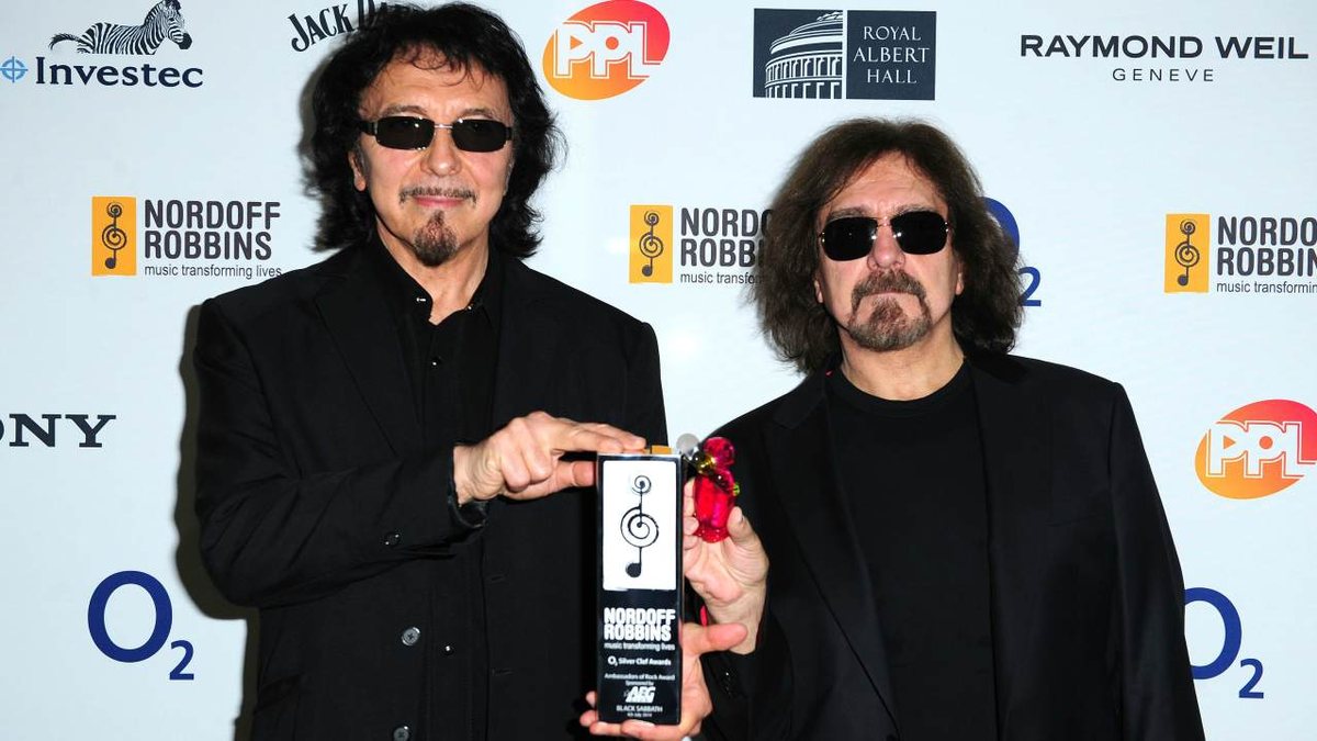 Tony Iommi e Geezer Butler (Foto: Ian West/AP)