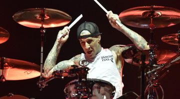 Travis Barker (Foto:Rob Grabowski/Invision/AP)