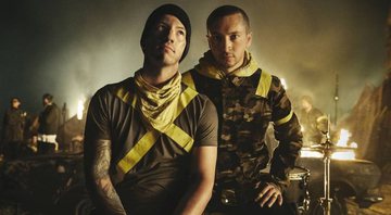 Josh Dun e Tyler Joseph no mundo de Trench, último álbum do duo (Foto: Divulgação,Twenty One Pilots/Brad Heaton)