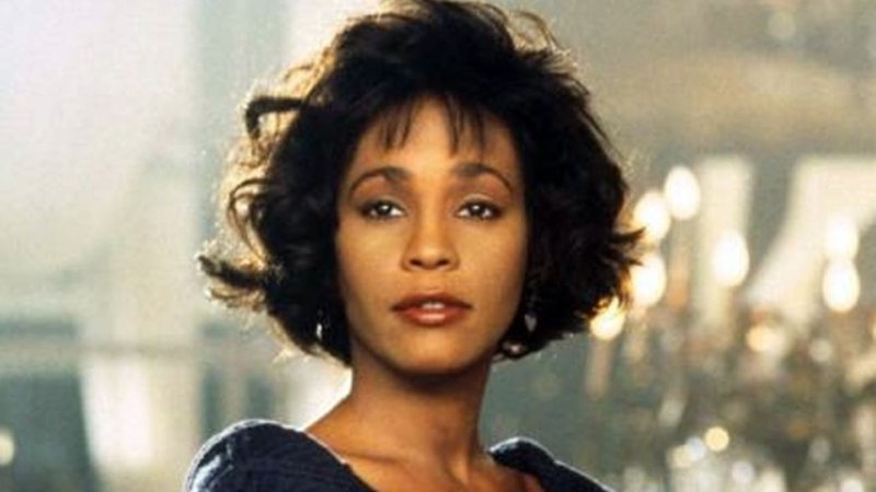 Whitney Houston em O Guarda-Costas (Foto: Divulgação/Warner Bros.)