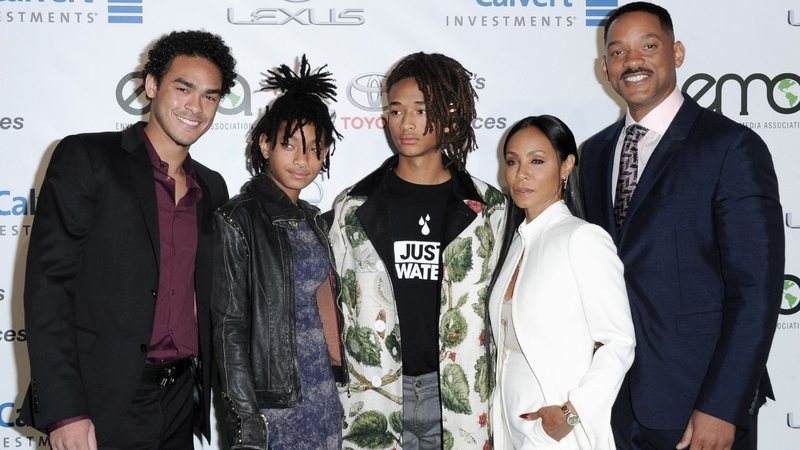 Da esq. para dir. Trey Smith, Willow Smith, Jaden Smith, Jada Pinkett Smith e Will Smith (Foto: Richard Shotwell/Invision/AP)