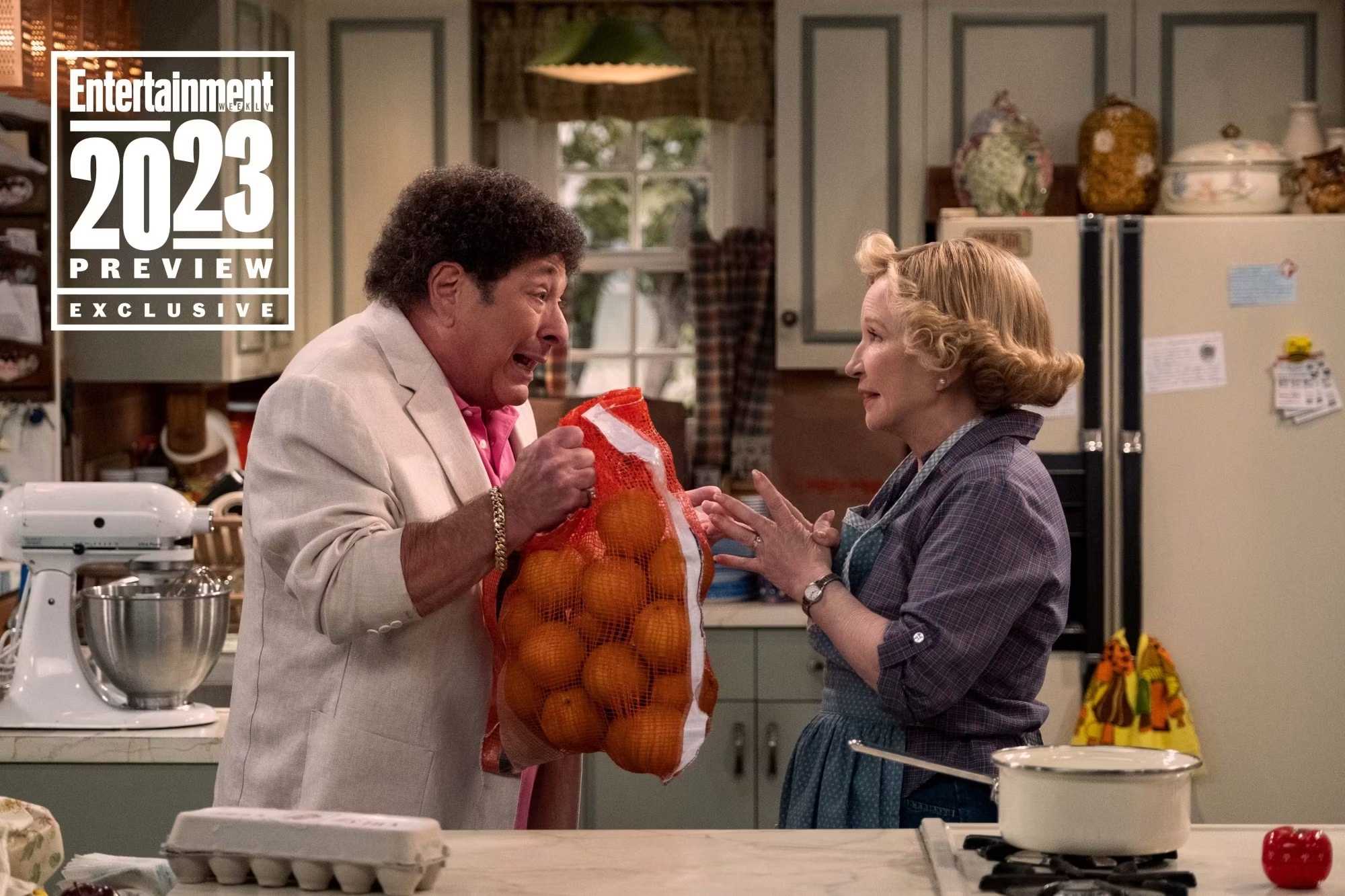 Bob Pinciotti (Don Stark), e Kitty Forman (Debra Jo Rupp): retorno a That '90s Show (Reprodução/Entertainment Weekly, Netflix)