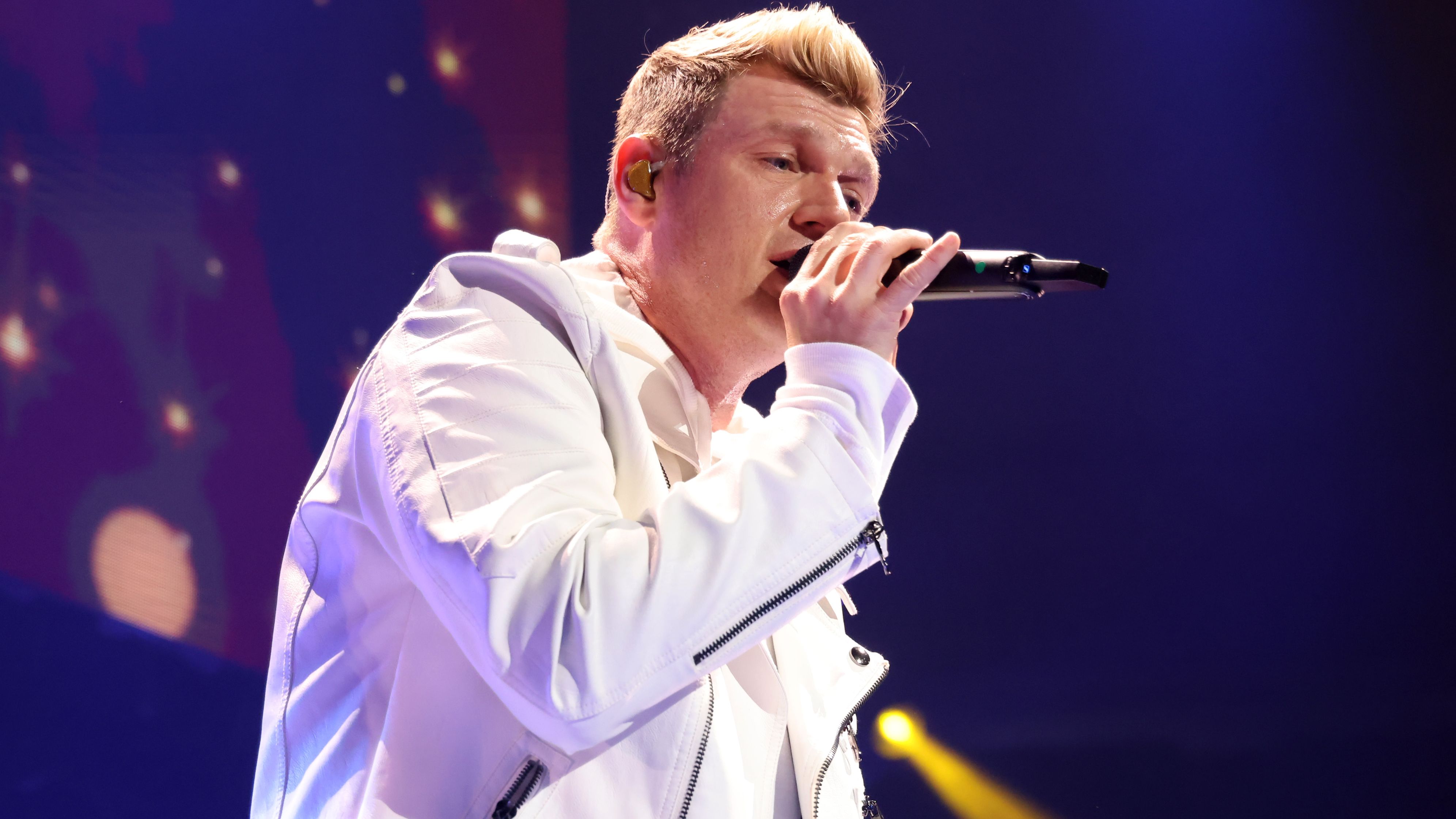 Nick Carter, dos Backstreet Boys, é acusado de abuso sexual de adolescente