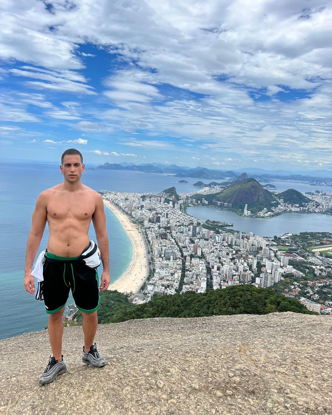 Mahmood no Brasil (Reprodução/Instagram)