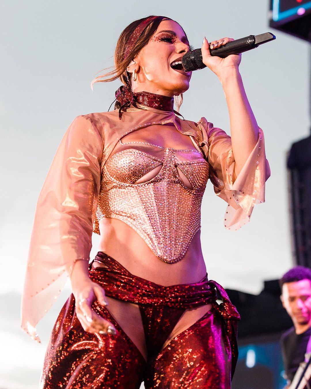 Valesca Popozuda, Gloria Groove e Anitta unem forças em "Proibidona" (Reprodução/Instagram @ensaiosdanitta)