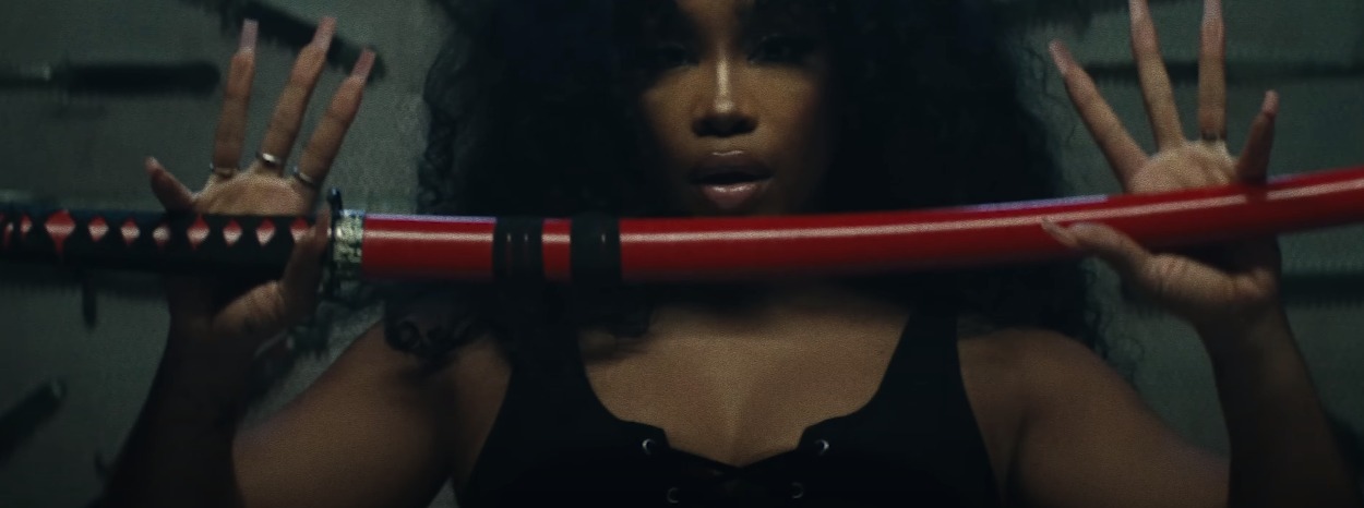 "Kill Bill" clipe de SZA inspirado em Quentin Tarantino (Foto: reprodução/YouTube)