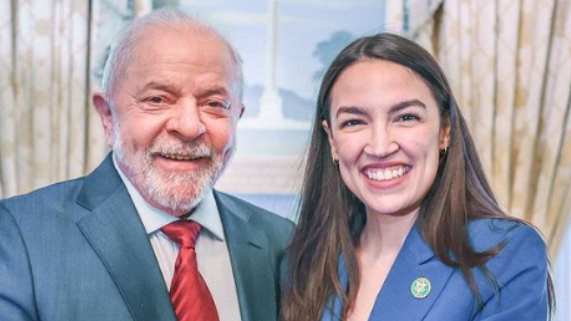 Lula e Alexandria Ocasio-Cortez (Foto: reprodução/ @aoc)