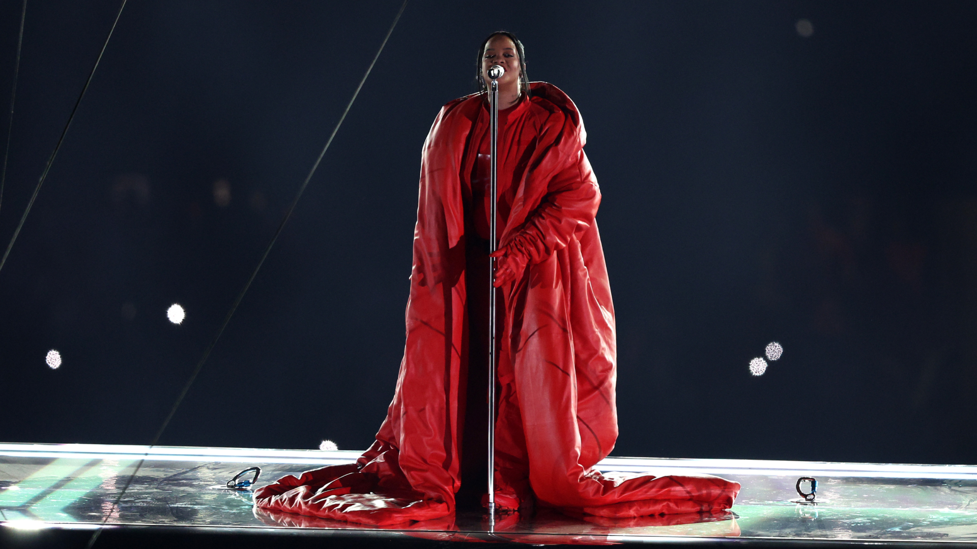 Rihanna no Super Bowl (Foto: Getty Images) 