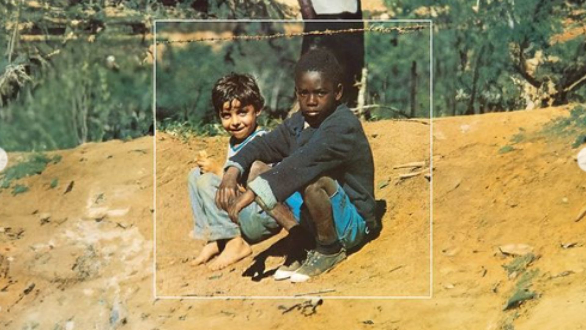 As 10 melhores capas de discos nacionais expandidas por IA