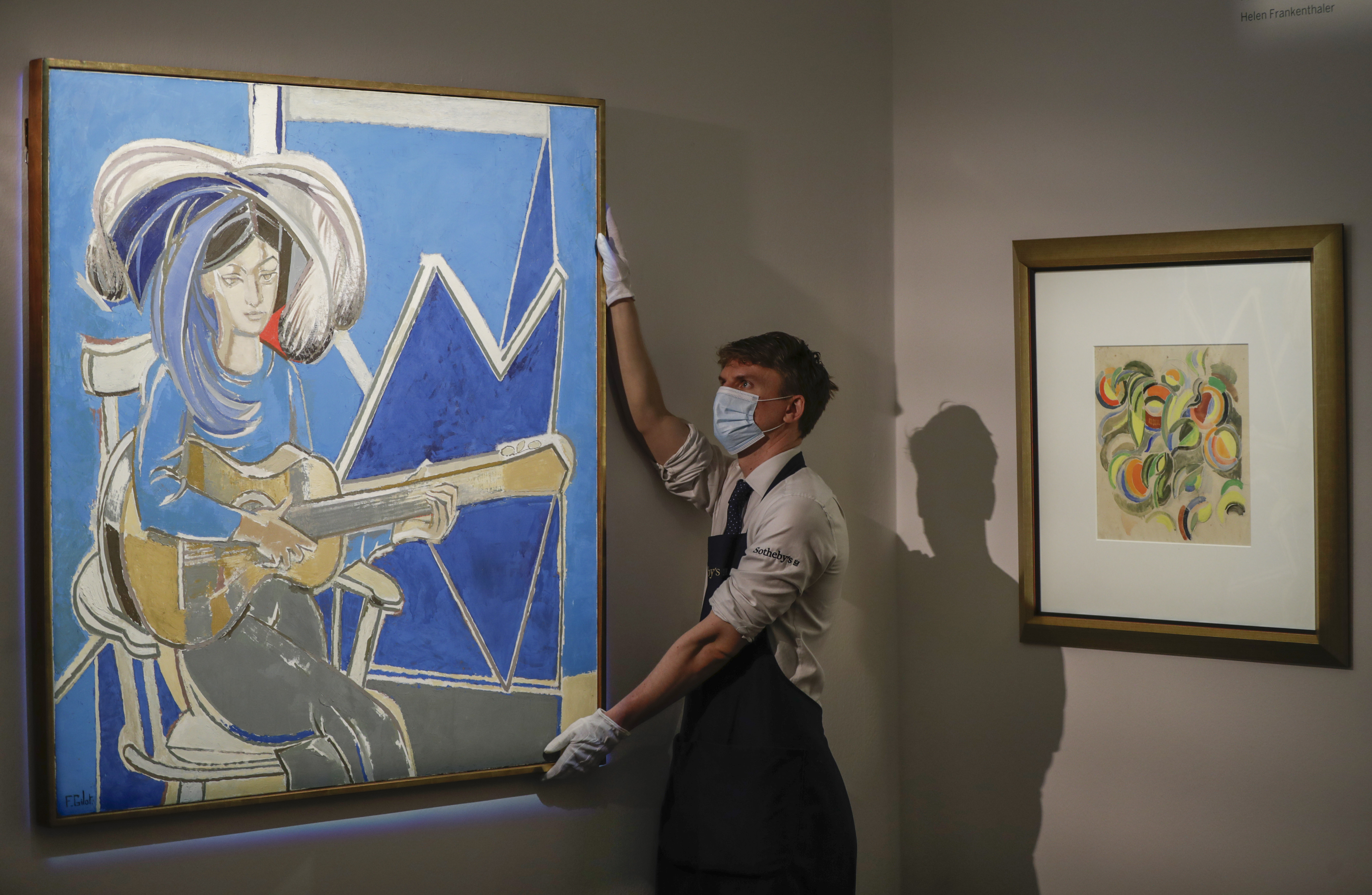 John Phillips/Getty Images for Sotheby's)