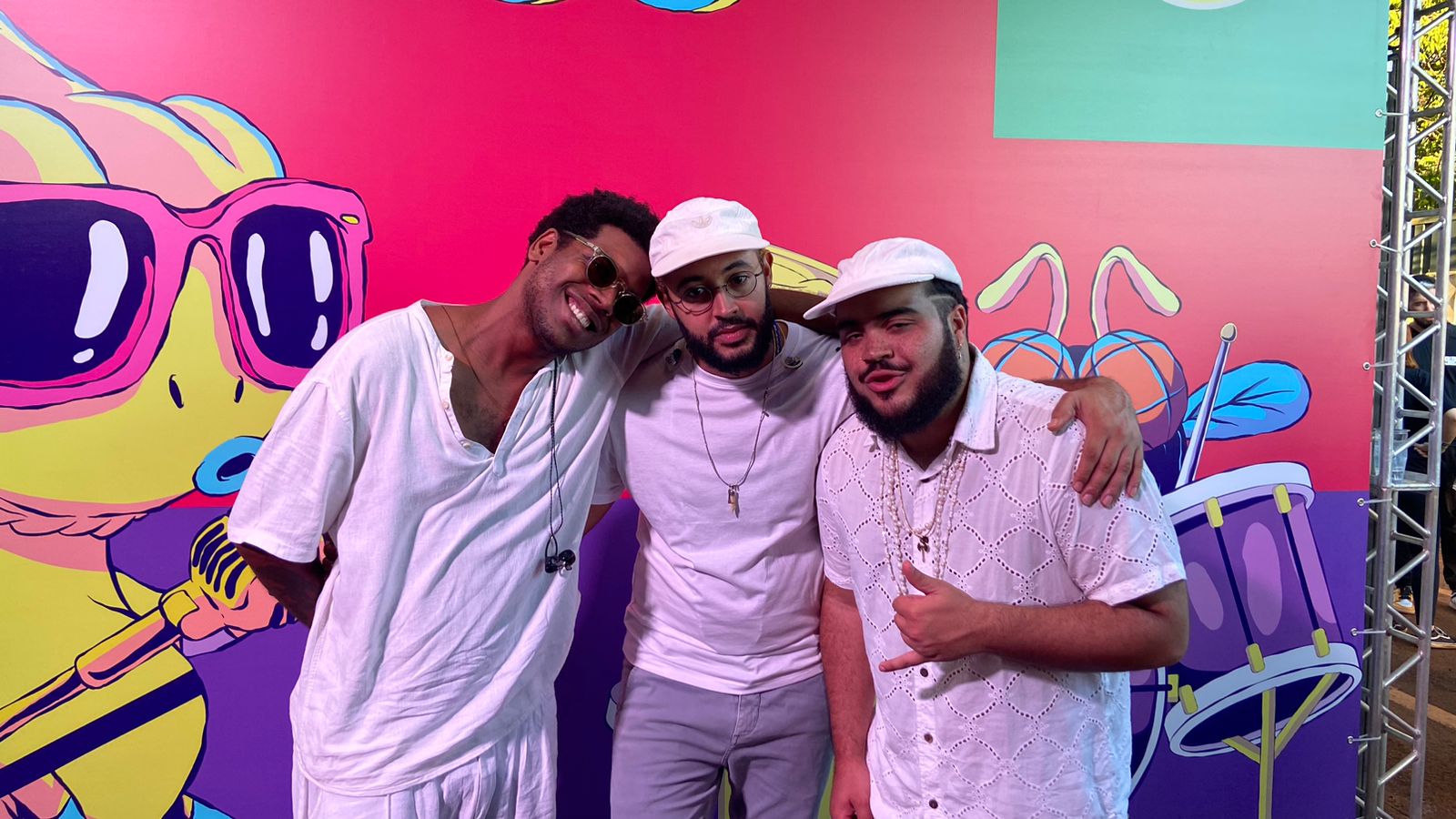 José Gil, João Gil e Francisco Gil compõe o grupo musical Gilsons