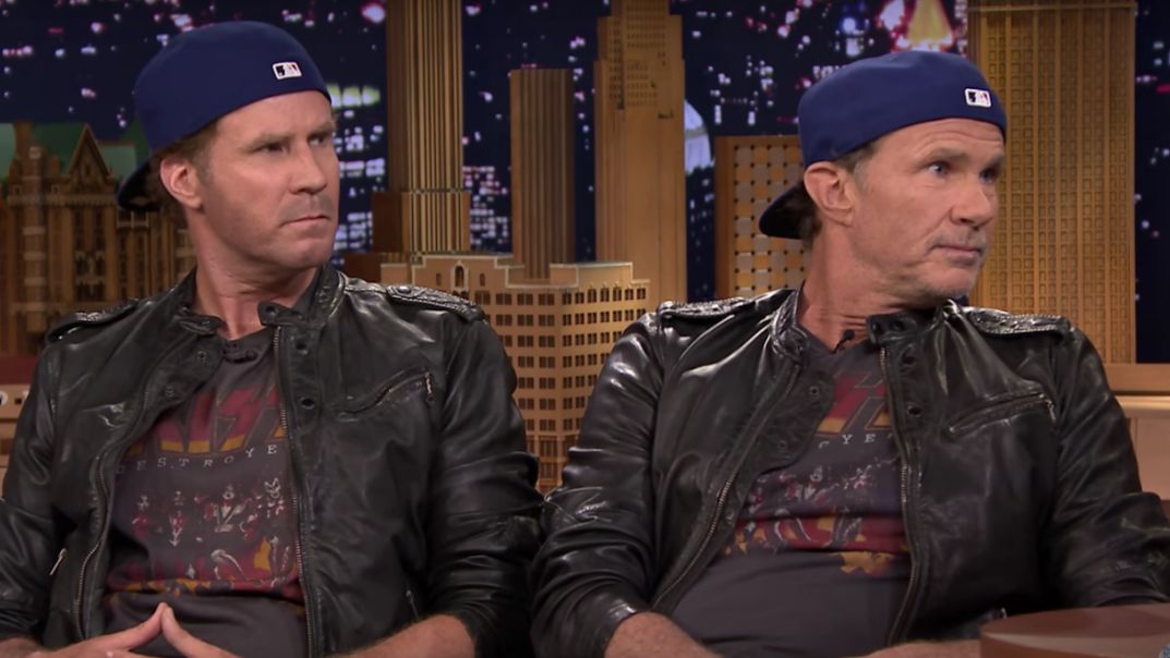 Will Ferrel e Chad Smith no Saturday Night Live em 2014 (Foto: reprodução)
