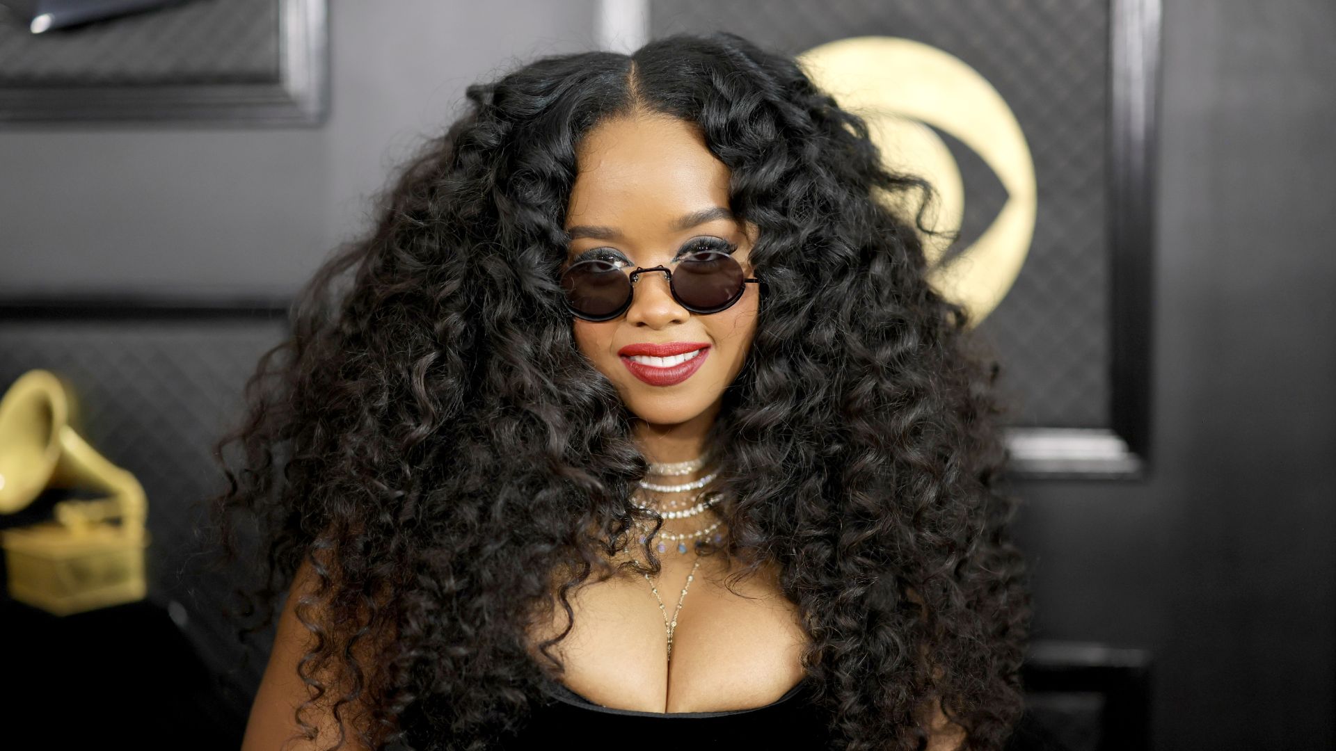 H.E.R. no Grammy Awards (Getty Images)