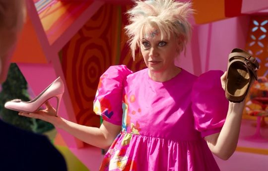 Barbie estranha (Foto:reprodução)