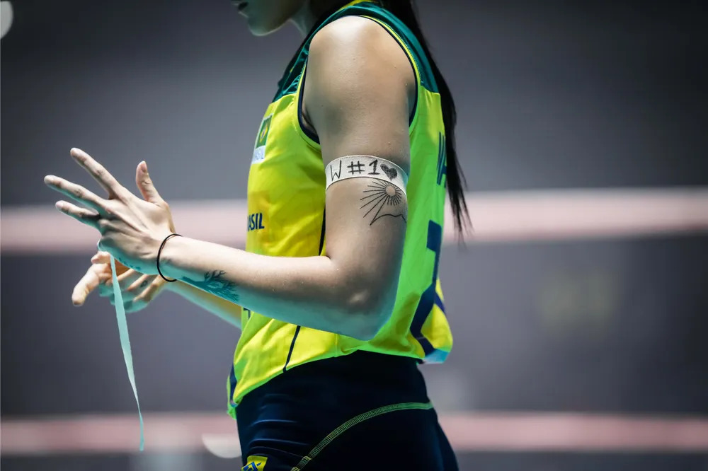 Homenagem a Walewska Oliveira