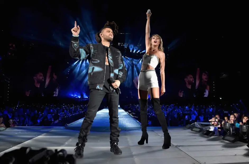 The Weeknd e Taylor Swift na The 1989 Tour, em 2015 (Getty Images)