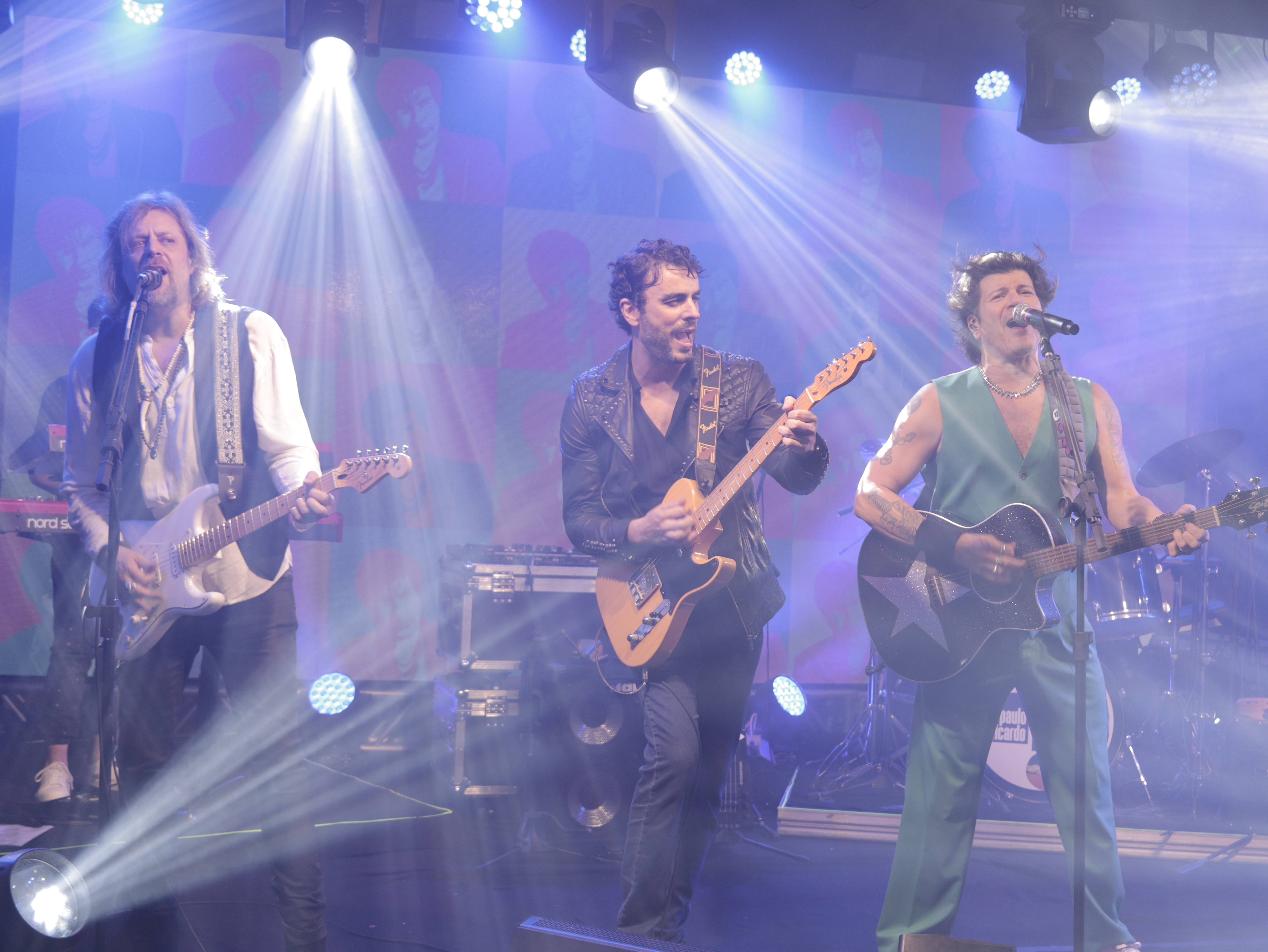 Lançamento do Rolling Stone Building conta com show de Paulo Ricardo e mais; veja fotos