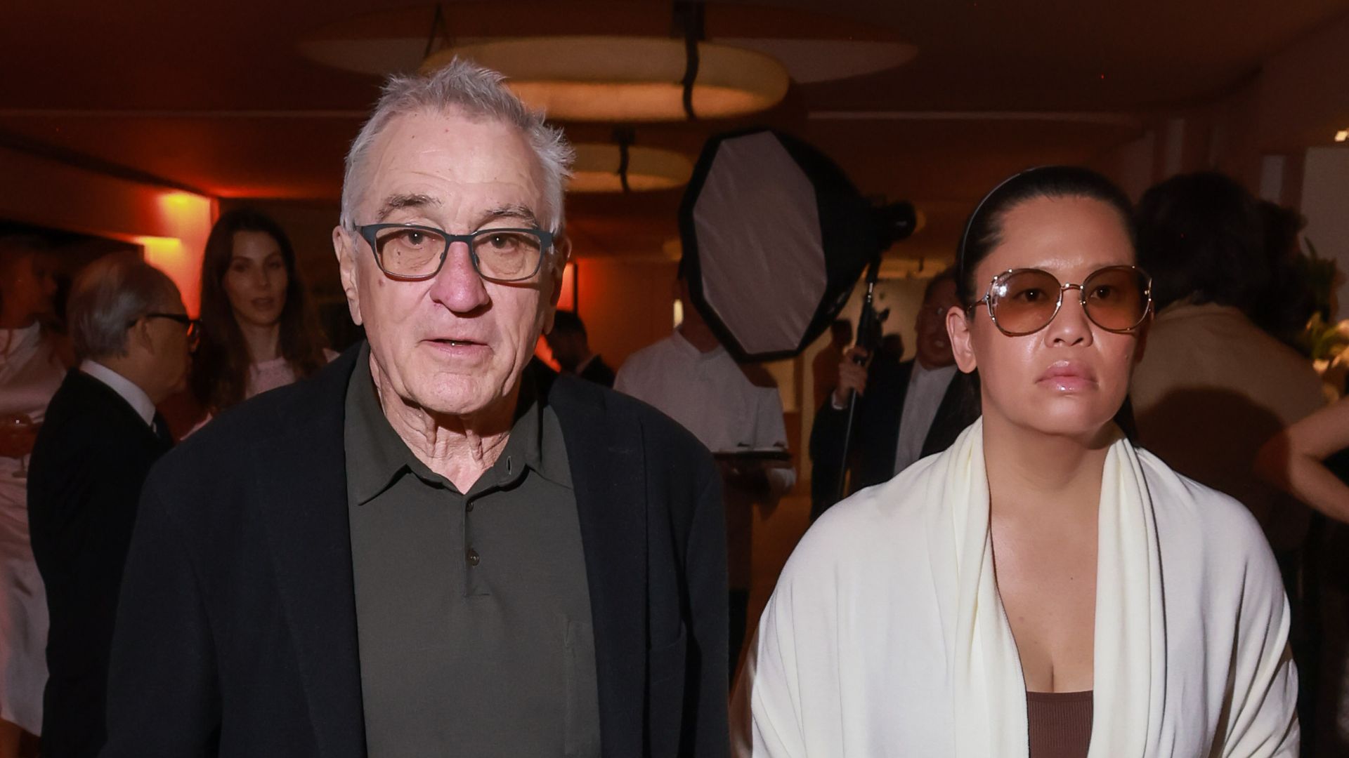 Robert De Niro e Tiffany Chen (Foto: Arnold Jerocki/Getty Images)