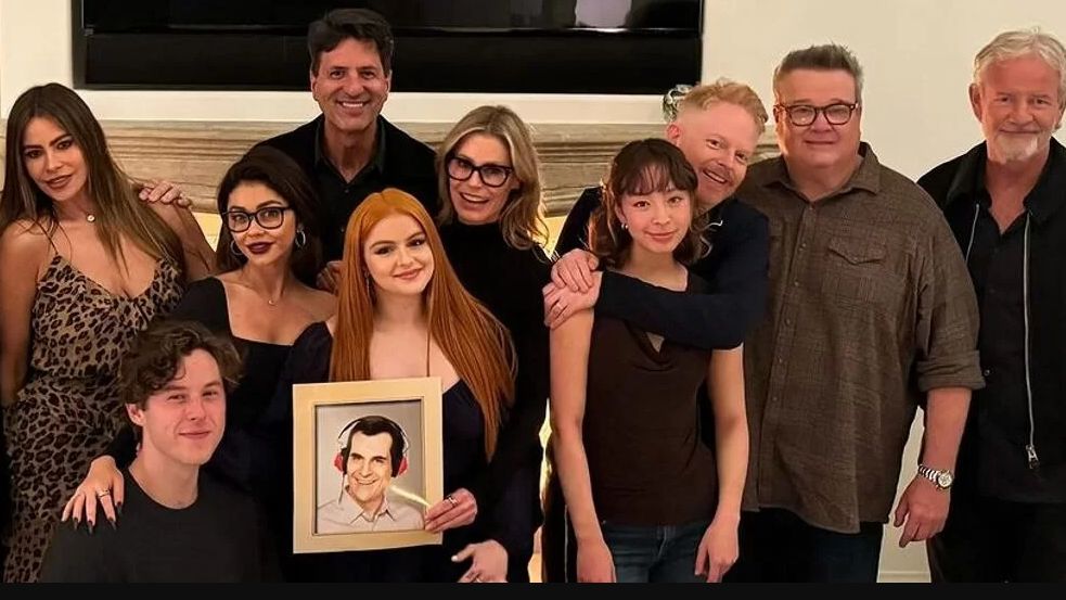 Elenco de Modern Family se reencontra pela primeira vez desde 2020