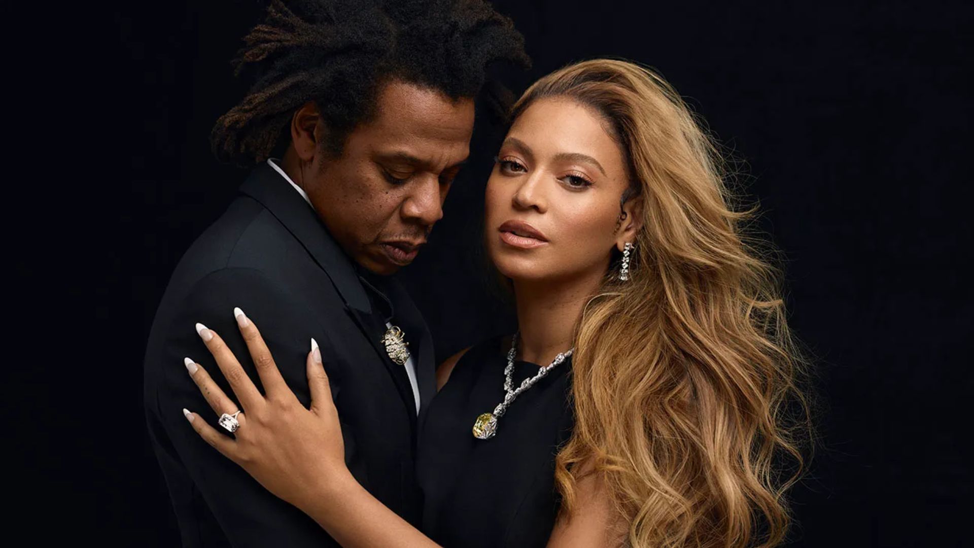 Jay-Z acompanhou Beyoncé durante visita surpresa da cantora à Salvador, diz site